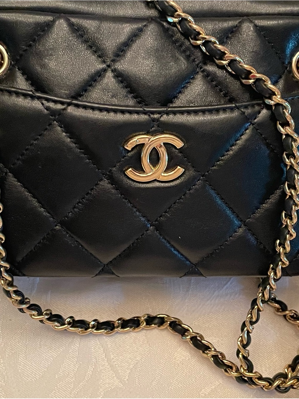 Chanel Quilted Lambskin Shoulder Bag in Black with Gold Hardware
